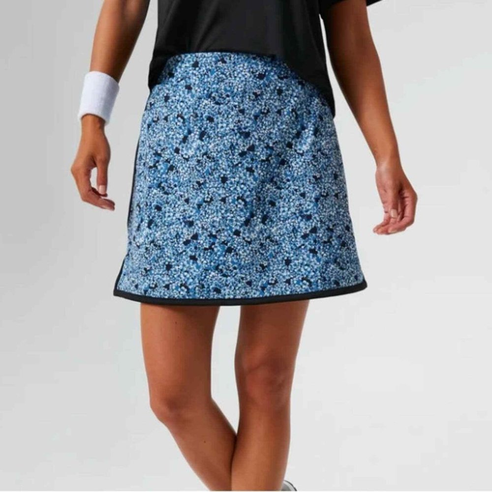 Tuckernuck Hydrangea 16 Inch Piped Golf Skirt - NWT